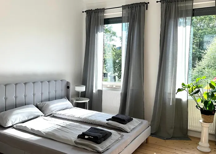 Apartment Savanna Im Historischen Stadtkern Linn In Krefeld, Naehe Duesseldorf Messe, Airport, Parkmoeglichkeiten Direkt Vor Dem Haus