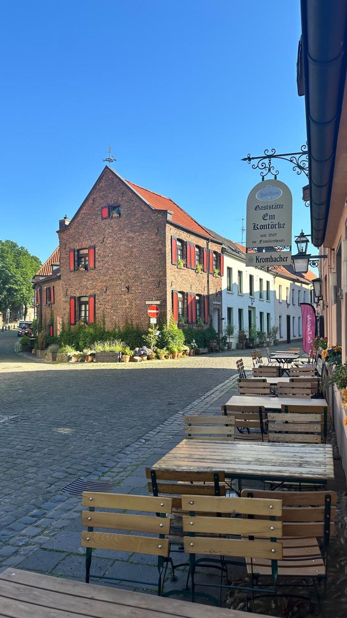 Savanna Im Historischen Stadtkern Linn In Krefeld, Naehe Duesseldorf Messe, Airport, Parkmoeglichkeiten Direkt Vor Dem Haus *