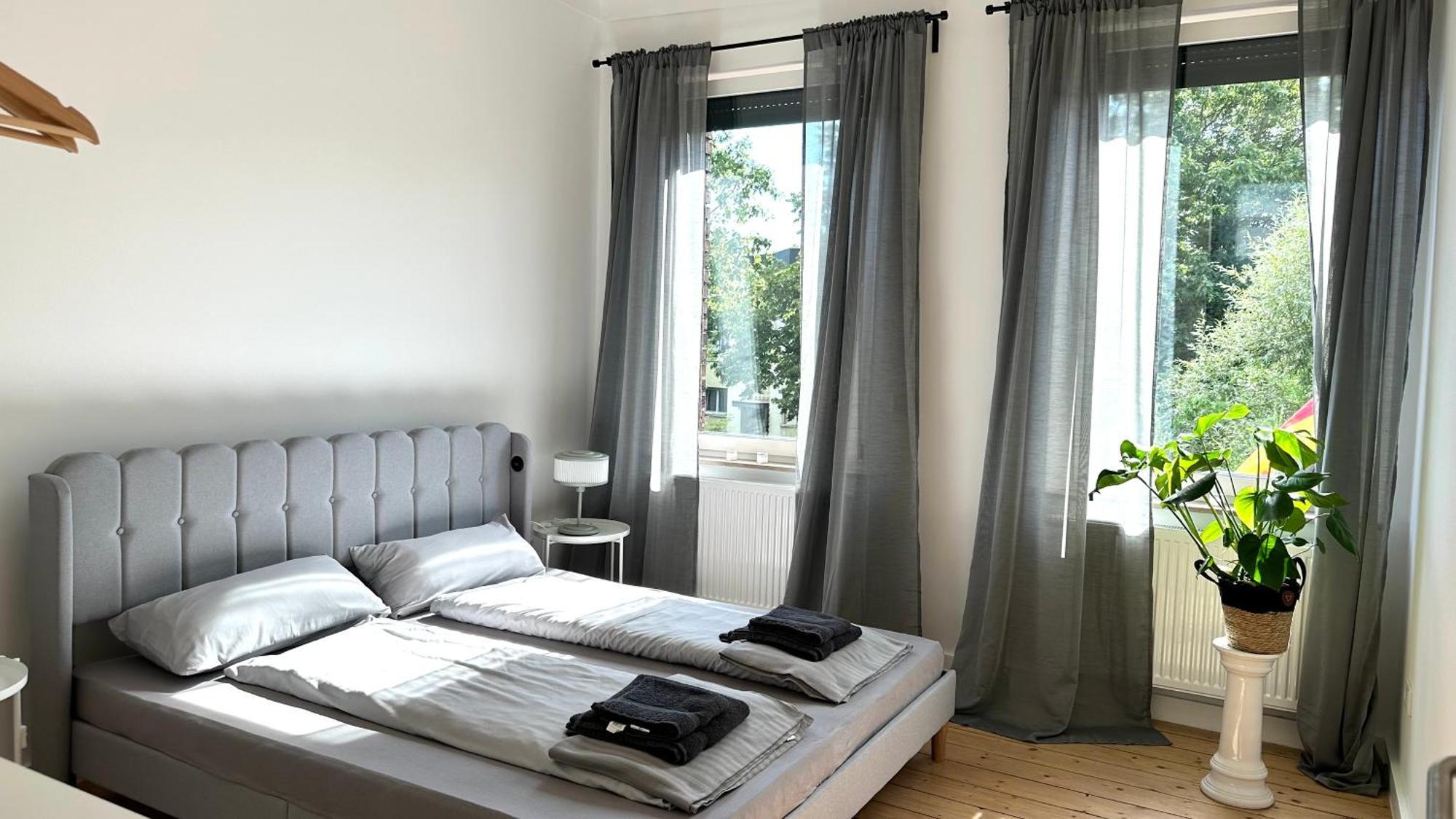 Savanna Im Historischen Stadtkern Linn In Krefeld, Naehe Duesseldorf Messe, Airport, Parkmoeglichkeiten Direkt Vor Dem Haus Apartment Krefeld