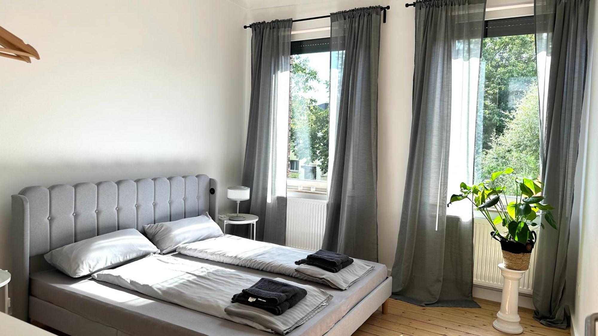 Savanna Im Historischen Stadtkern Linn In Krefeld, Naehe Duesseldorf Messe, Airport, Parkmoeglichkeiten Direkt Vor Dem Haus Apartment Krefeld
